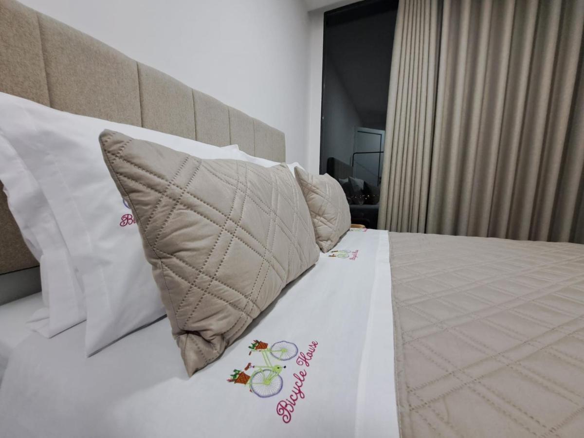 Bicycle House Villa เฟลเกรัช ภายนอก รูปภาพ