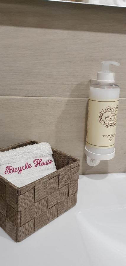 Bicycle House Villa เฟลเกรัช ภายนอก รูปภาพ